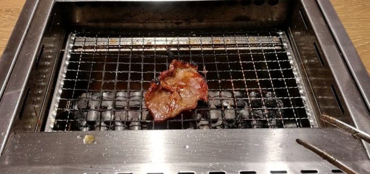 先日、上野の焼肉ライクに行った時のひとり用無煙ロースター